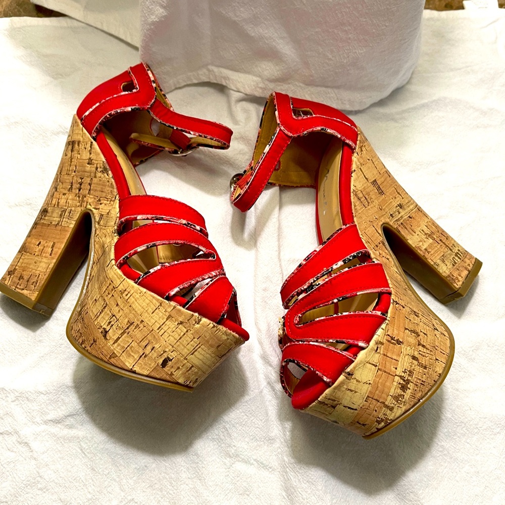 Machi Cork Platform Sandals Size 5.5 Red